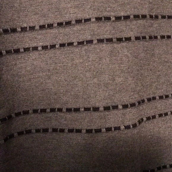 Textured sweater - Picture 4 of 6